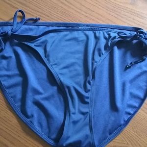 Peyton &Parker Navy Bikini Bottom NWOT